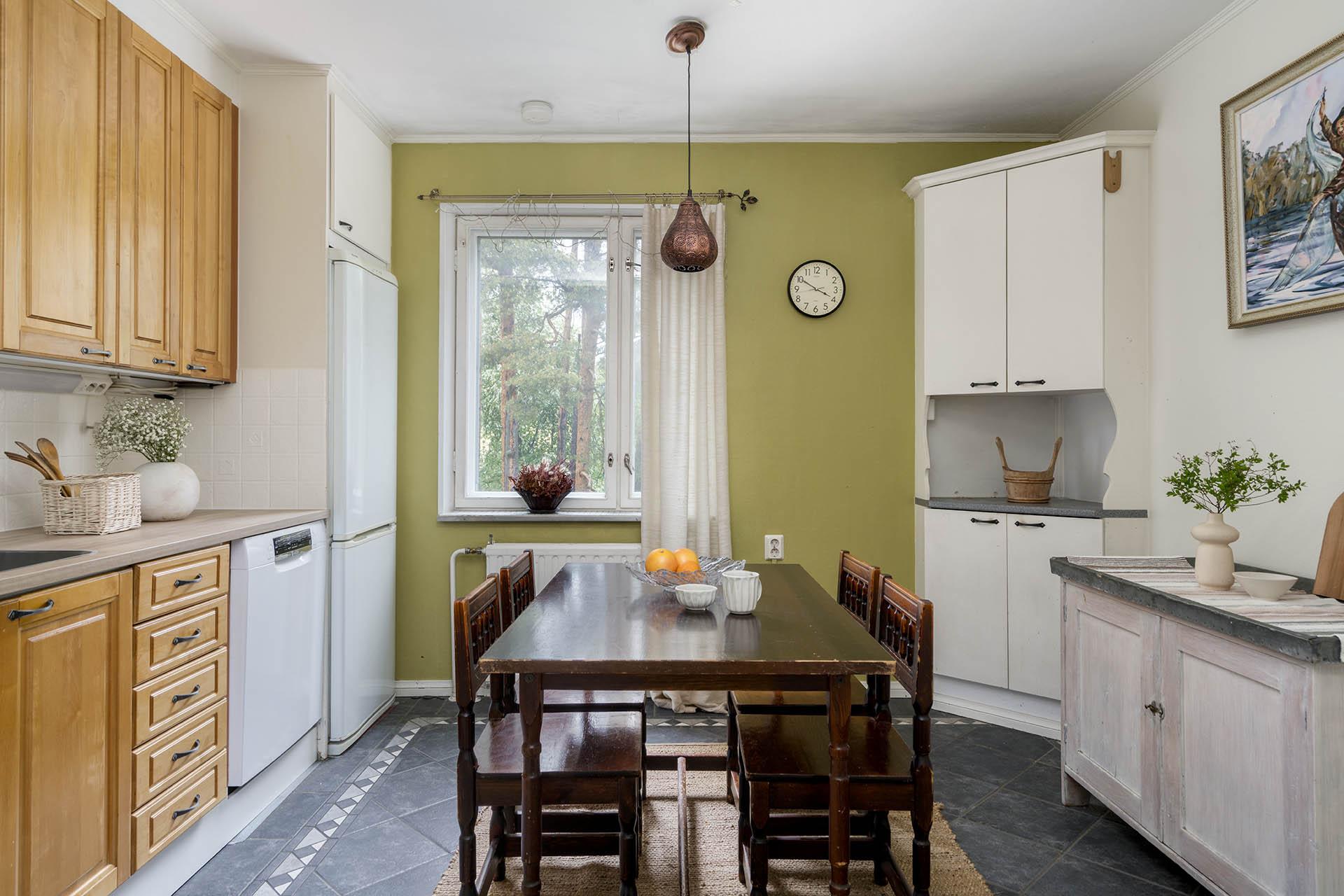 Koskitie 21, Tuira, Oulu