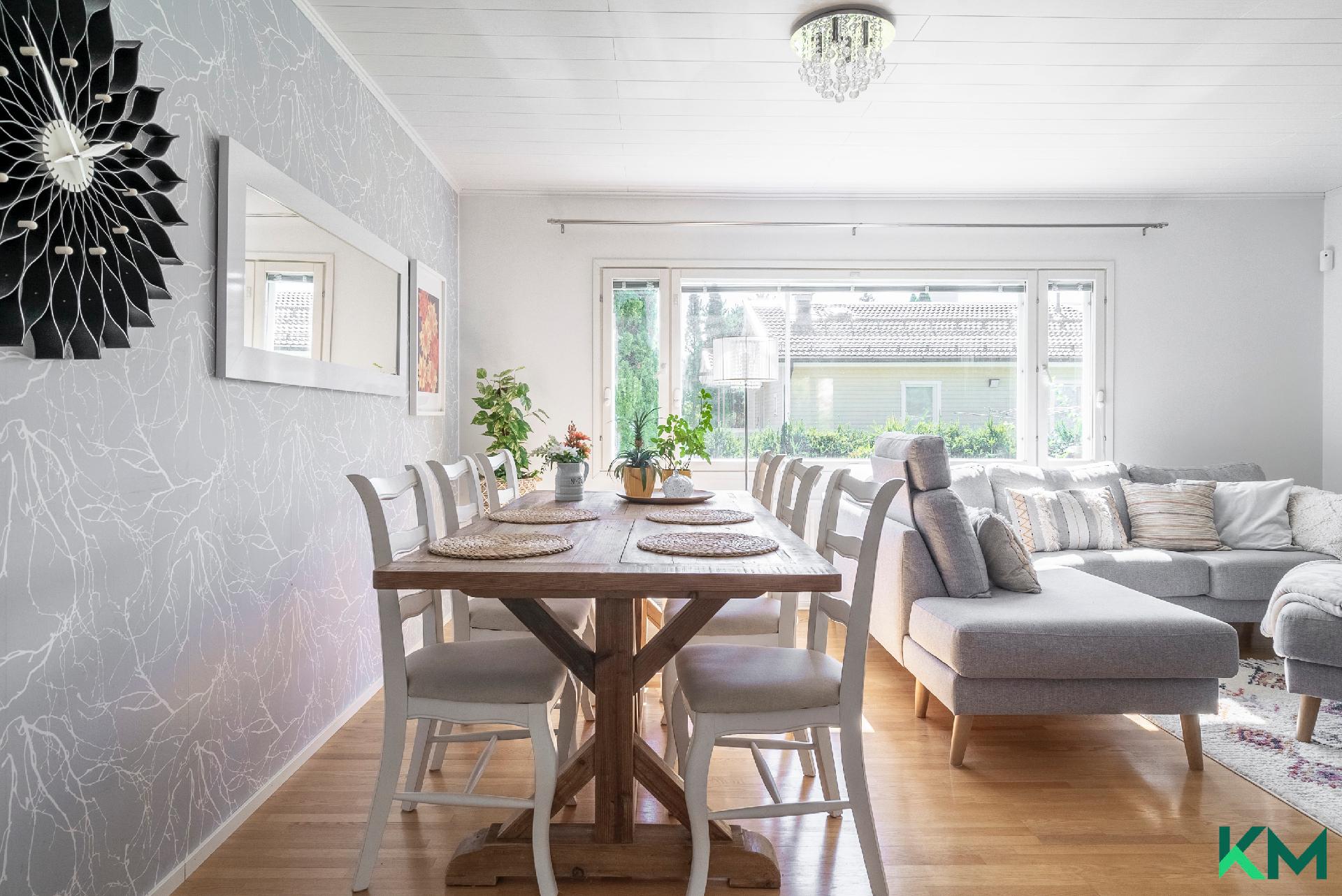 Parikkalantie 12, Myllypuro, Helsinki