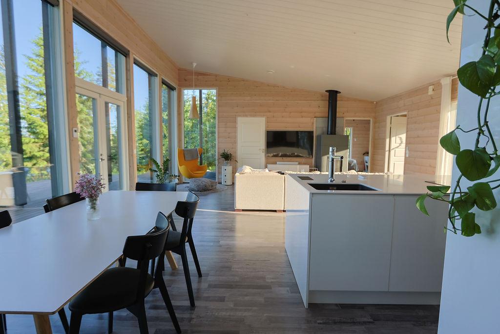 Kiviluhtantie 61, Hirvensalmi