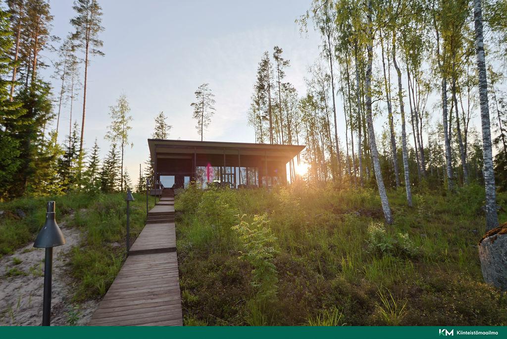 Kiviluhtantie 61, Hirvensalmi