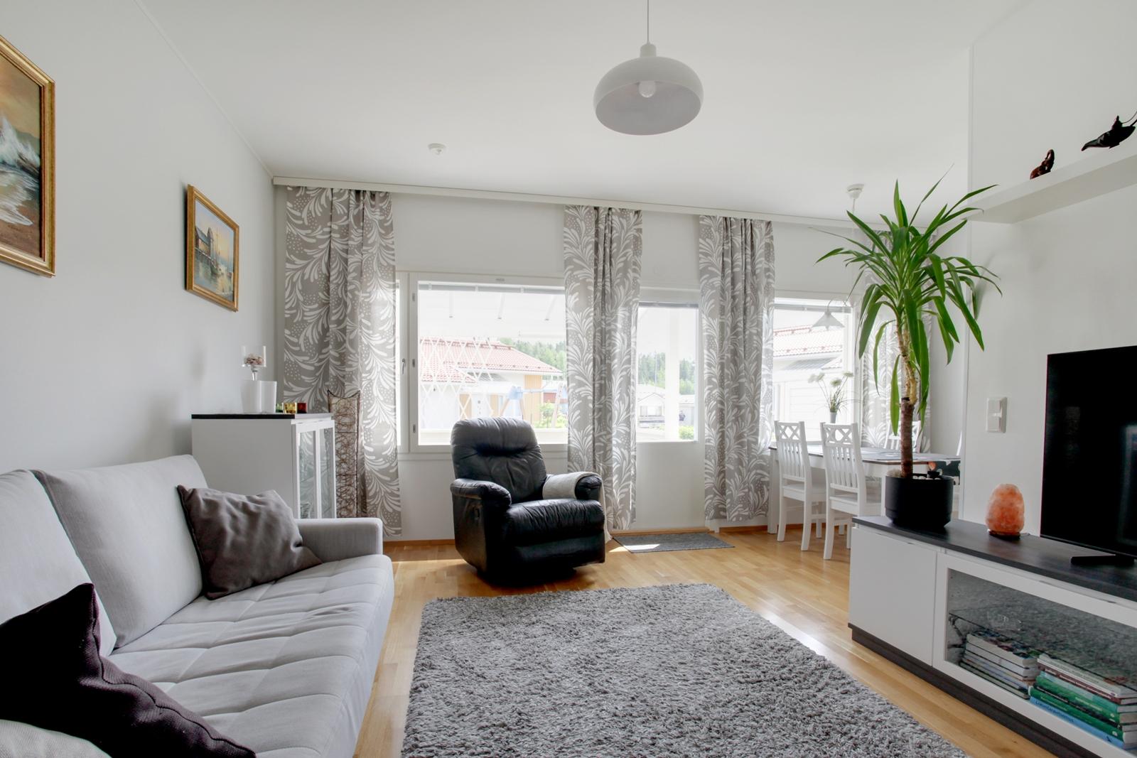 Vanhan-sepän tie 17, Nummela, Vihti