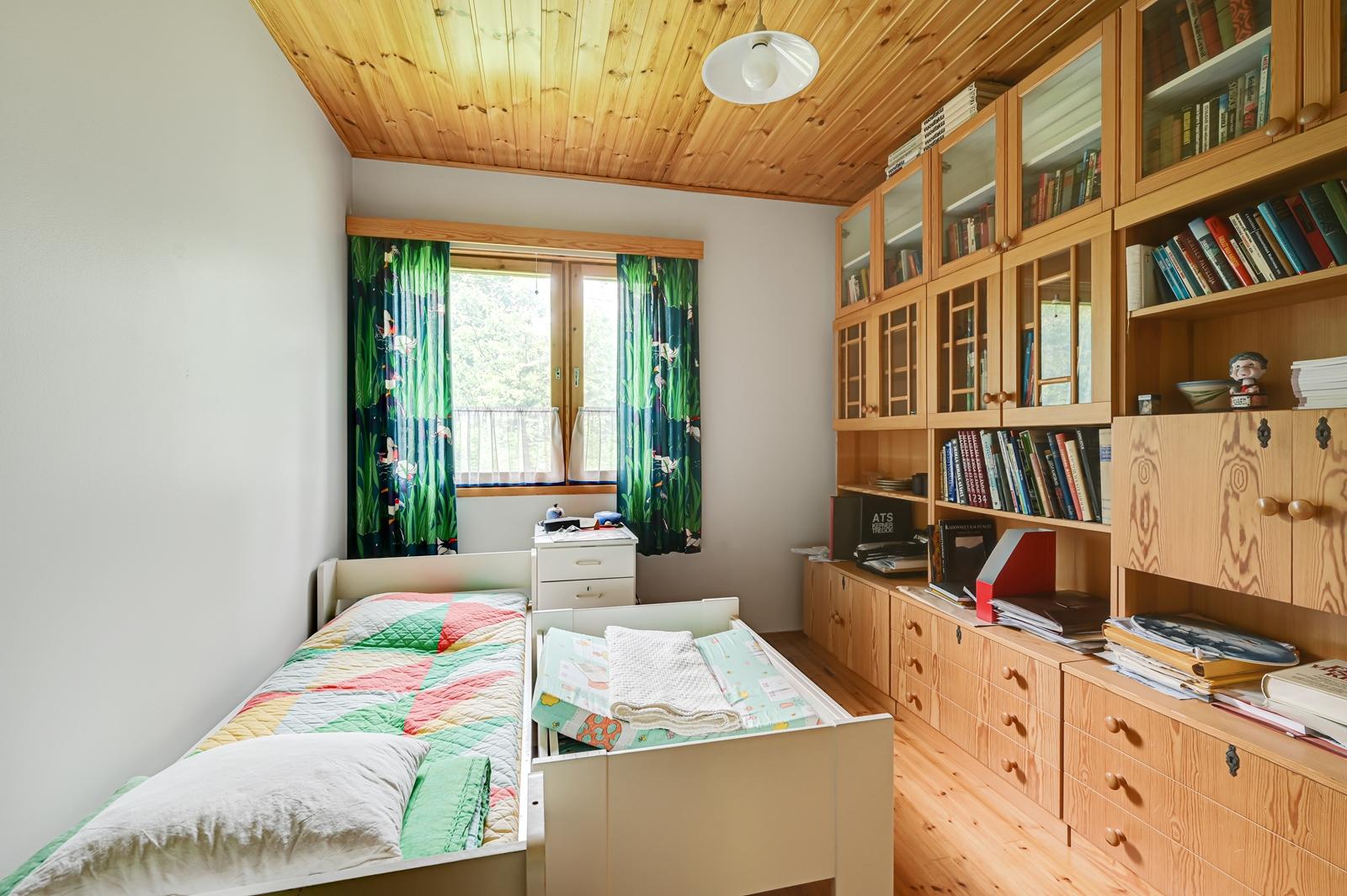 Vihtakatu 16, Saunakallio, Järvenpää