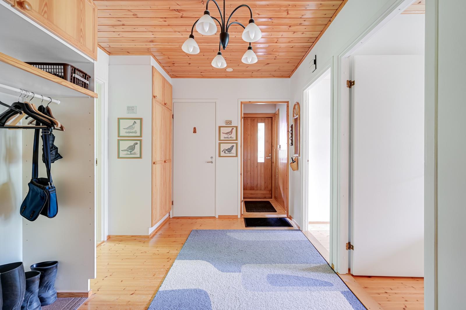 Vihtakatu 16, Saunakallio, Järvenpää