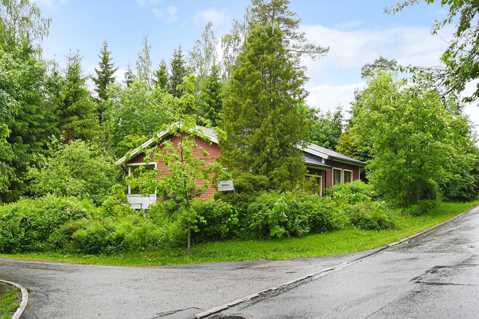 Vihtakatu 16, Saunakallio, Järvenpää