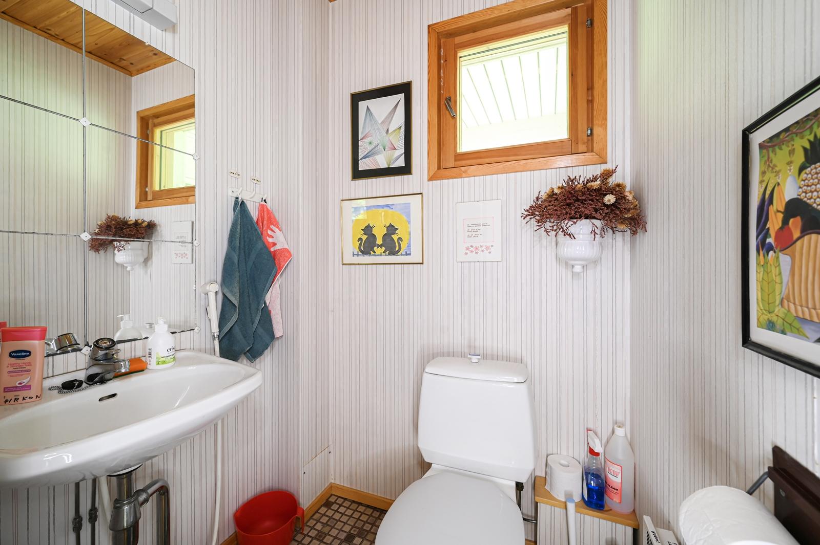 Vihtakatu 16, Saunakallio, Järvenpää