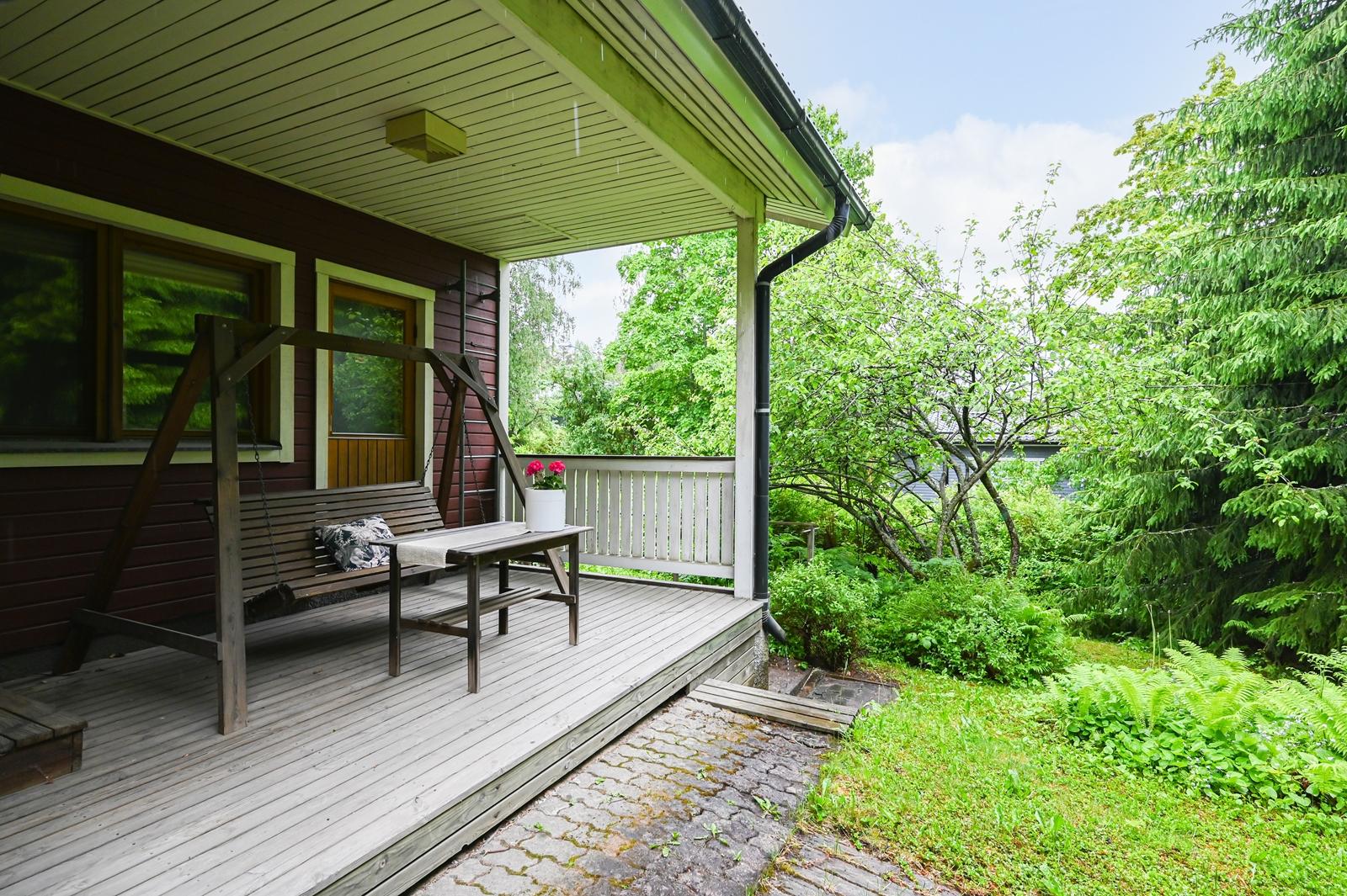 Vihtakatu 16, Saunakallio, Järvenpää