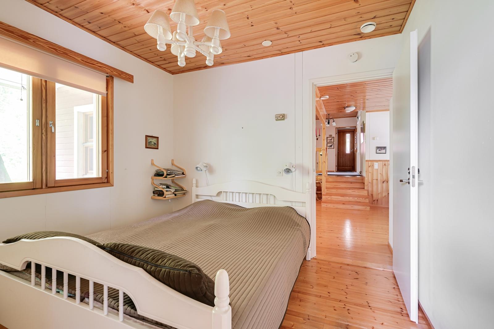 Vihtakatu 16, Saunakallio, Järvenpää