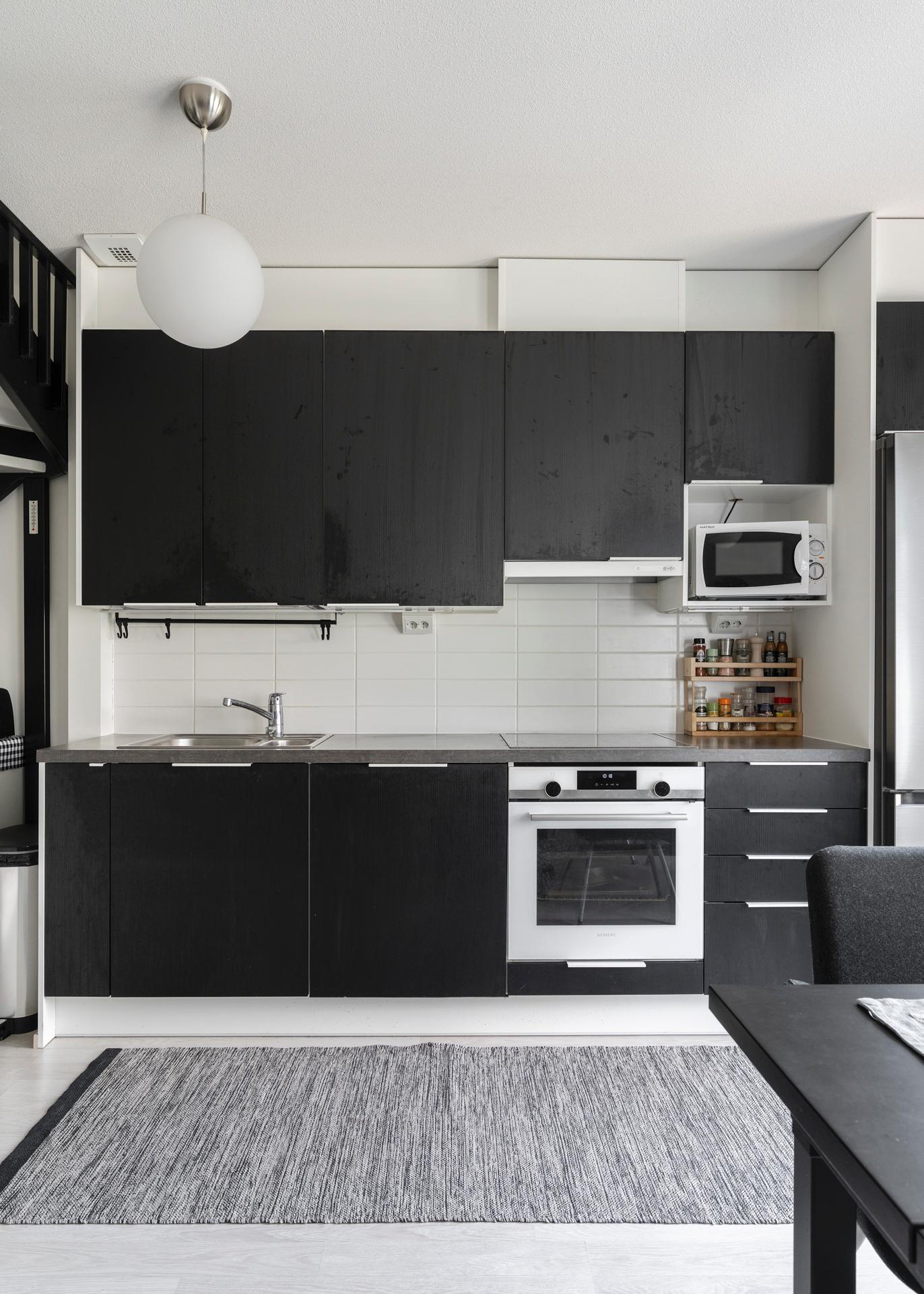 Peltokylänraitti 8, Töyrynummi, Helsinki