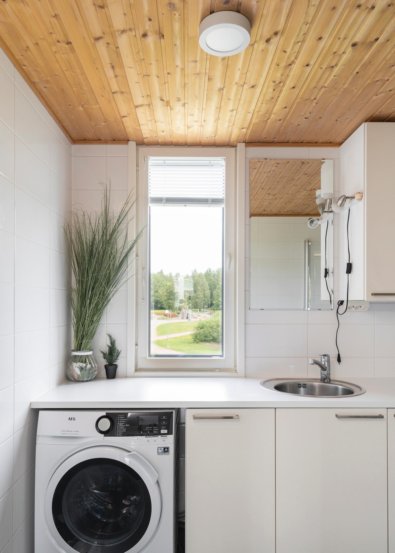 Peltokylänraitti 8, Töyrynummi, Helsinki