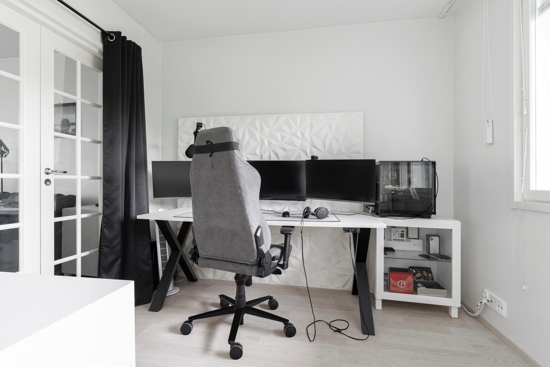 Peltokylänraitti 8, Töyrynummi, Helsinki