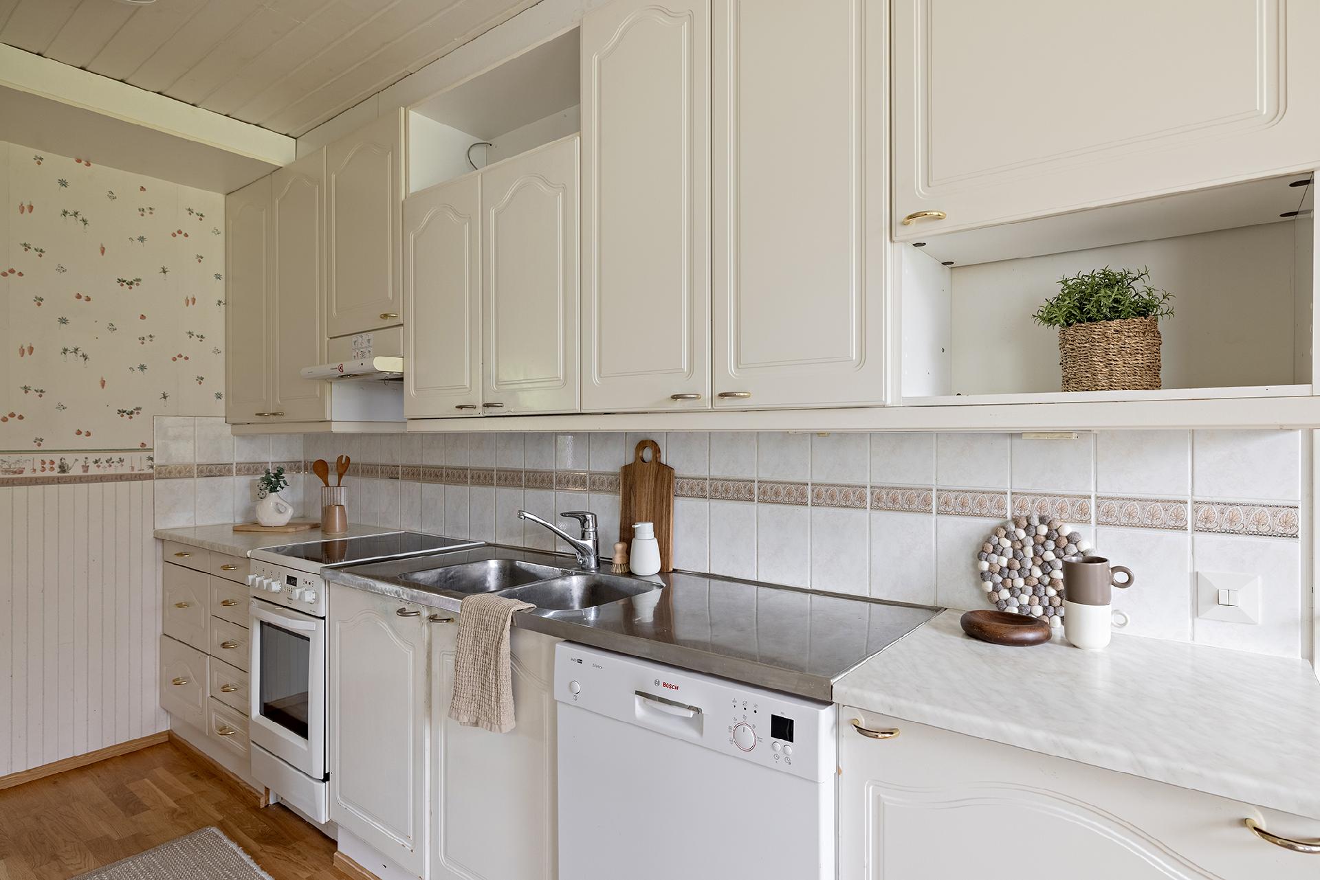 Rantatie 11, Jääli, Oulu