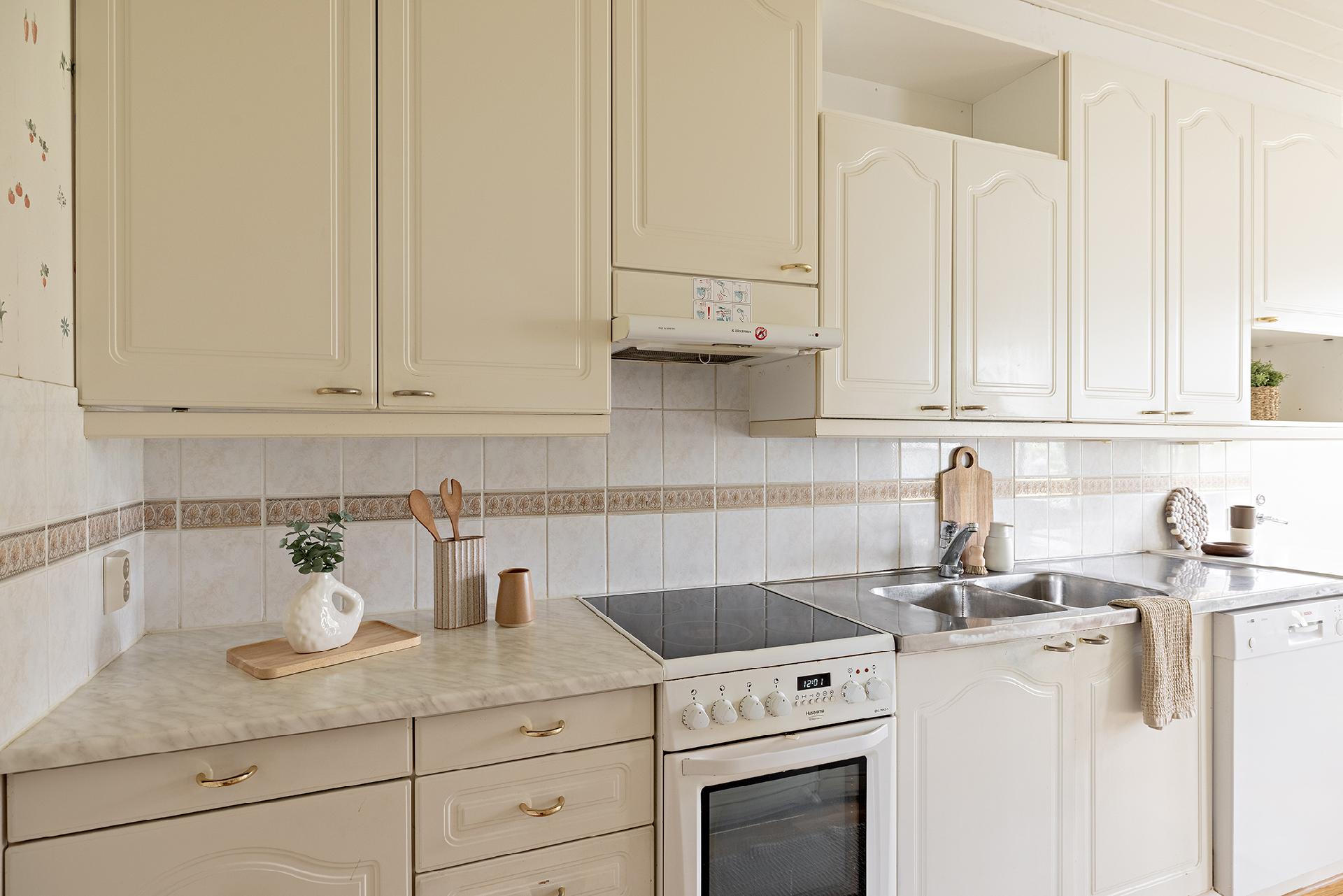 Rantatie 11, Jääli, Oulu