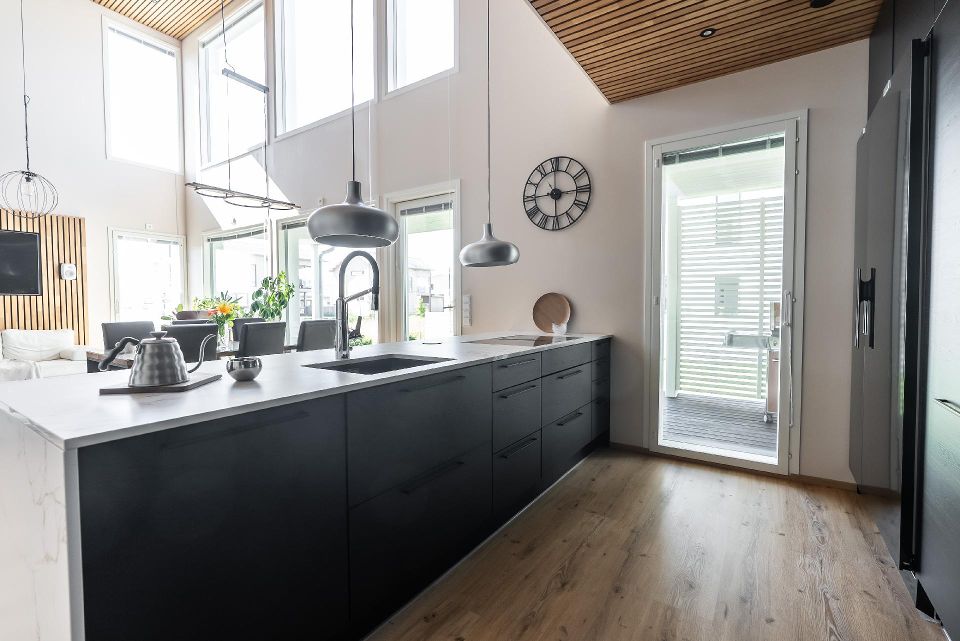 Purjelaivankaari 36, Pateniemenranta, Oulu