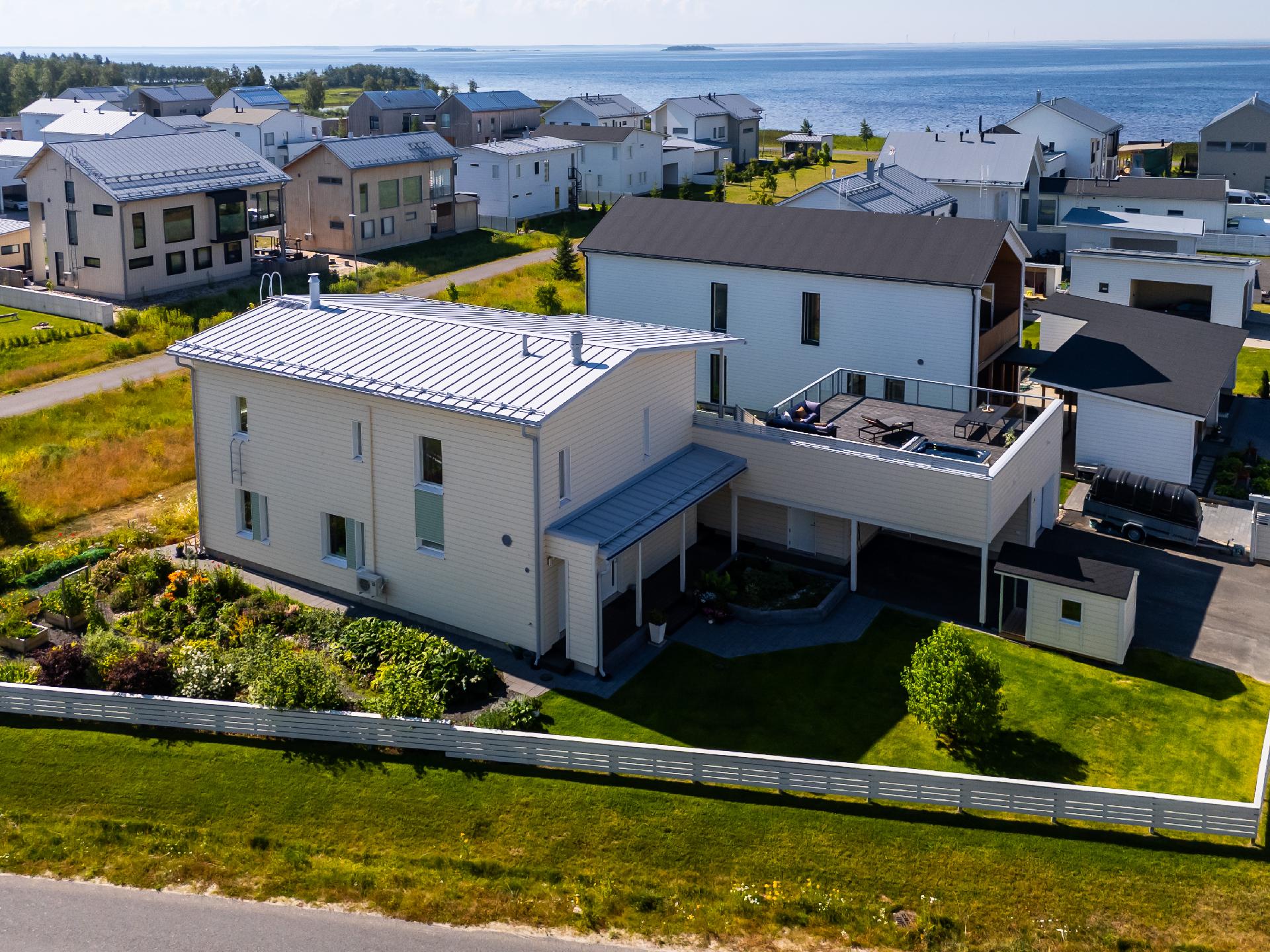 Purjelaivankaari 36, Pateniemenranta, Oulu