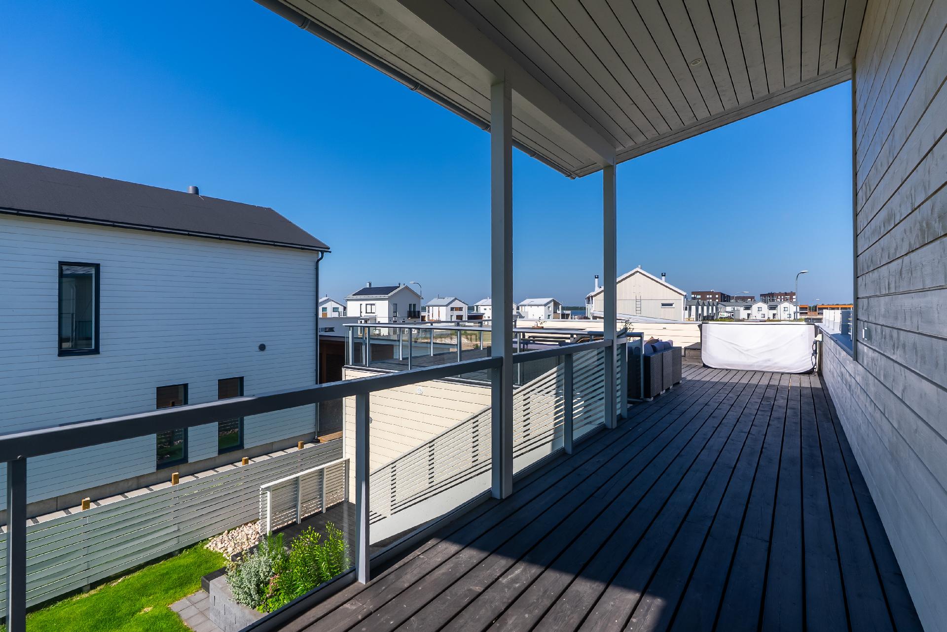 Purjelaivankaari 36, Pateniemenranta, Oulu