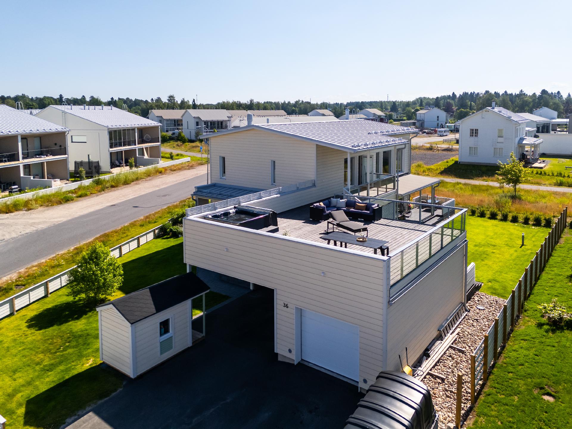 Purjelaivankaari 36, Pateniemenranta, Oulu