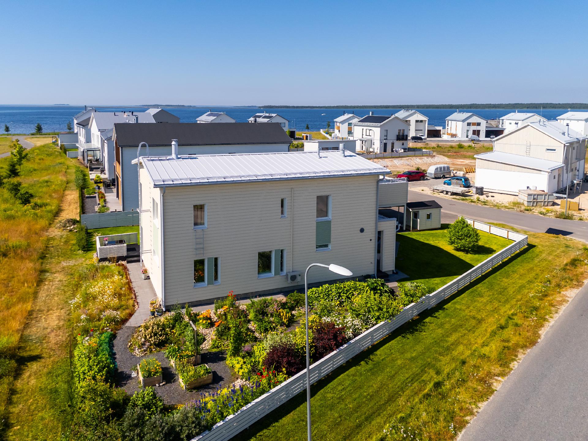 Purjelaivankaari 36, Pateniemenranta, Oulu