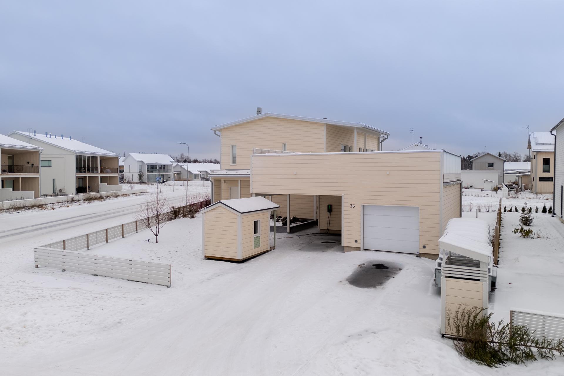 Purjelaivankaari 36, Pateniemenranta, Oulu