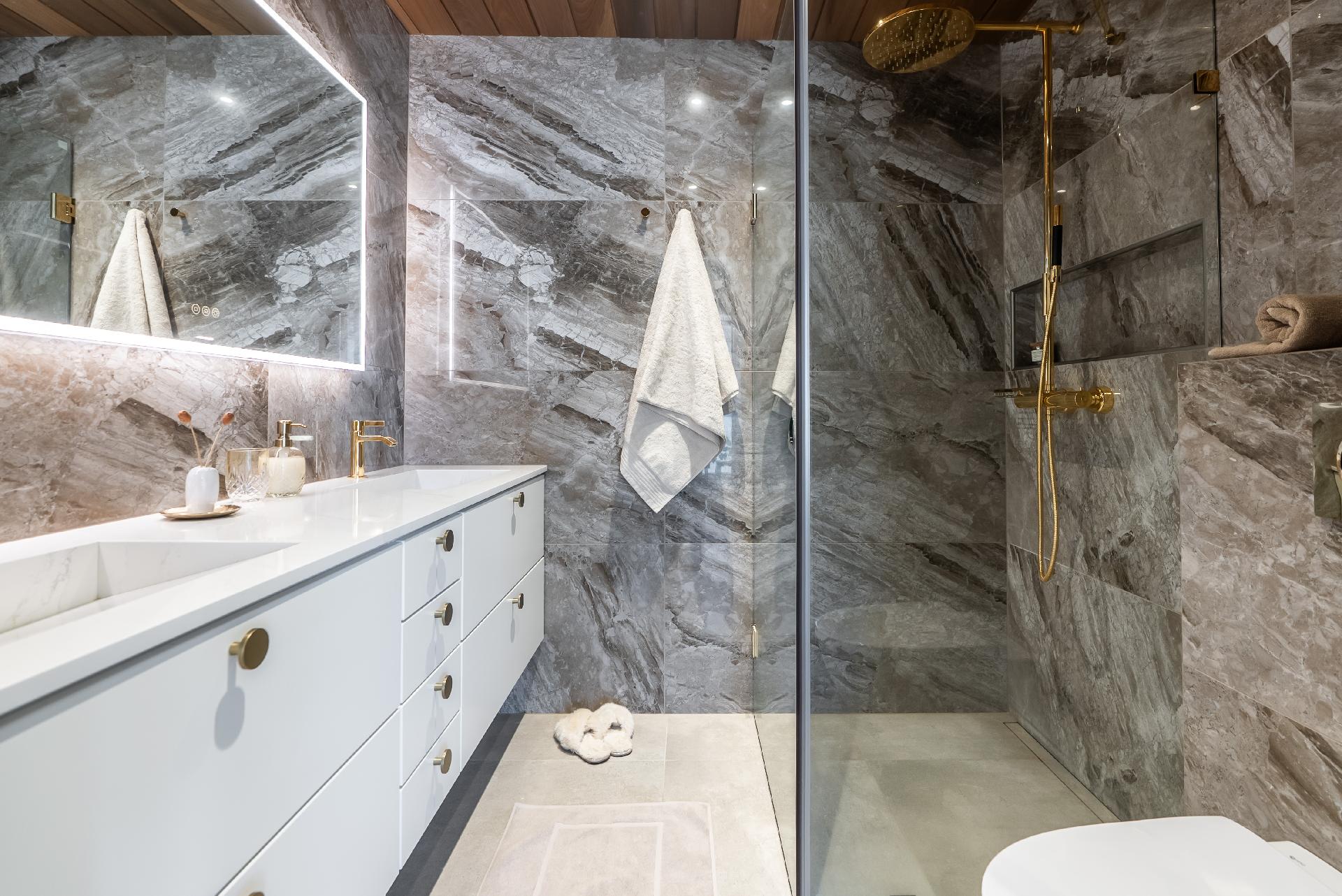 Purjelaivankaari 36, Pateniemenranta, Oulu