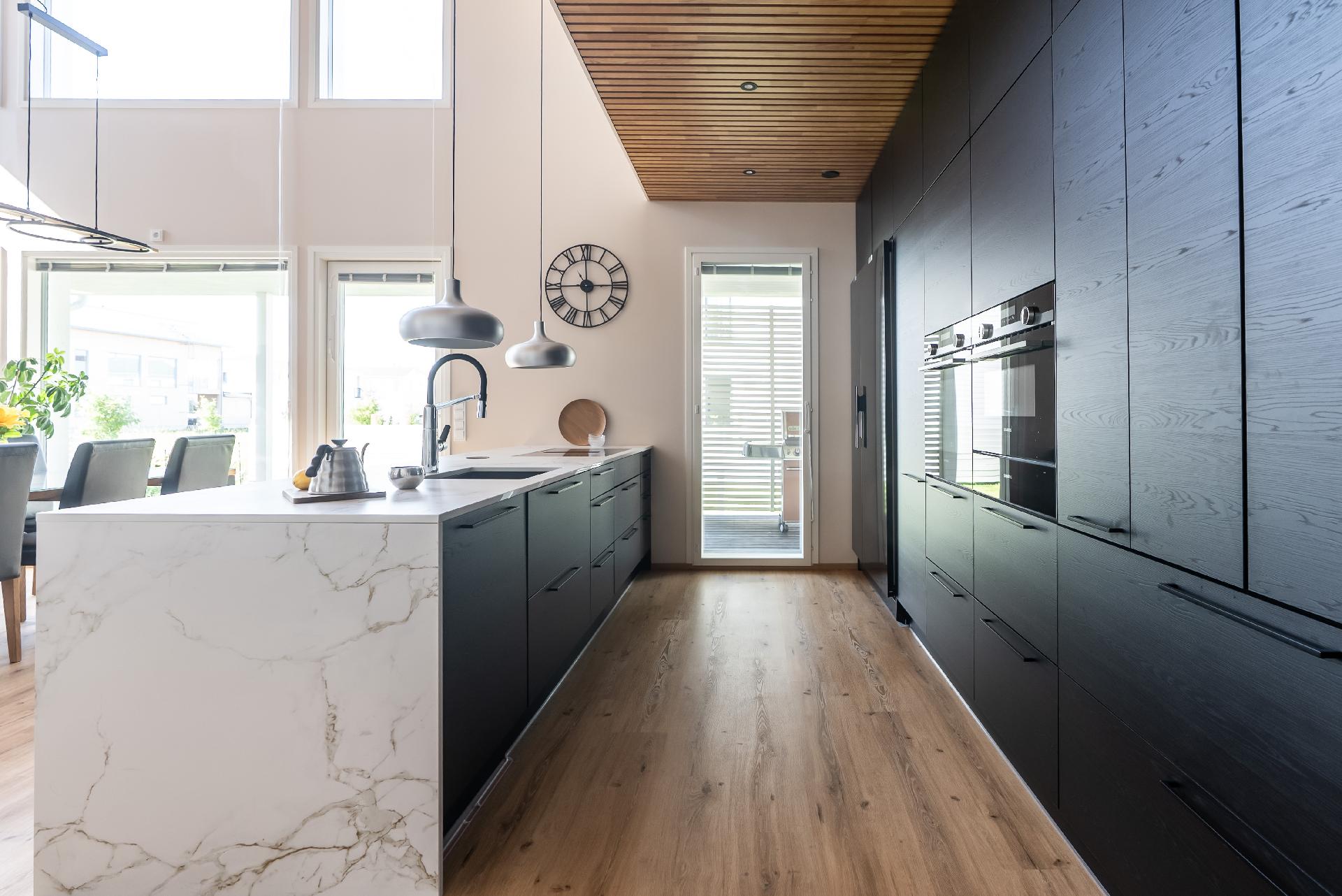 Purjelaivankaari 36, Pateniemenranta, Oulu