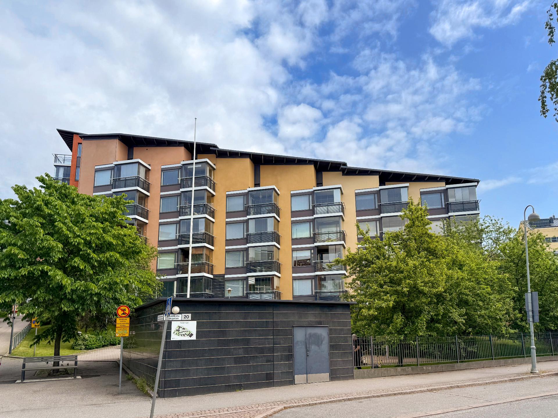 Tilkankatu 20, Ruskeasuo, Helsinki