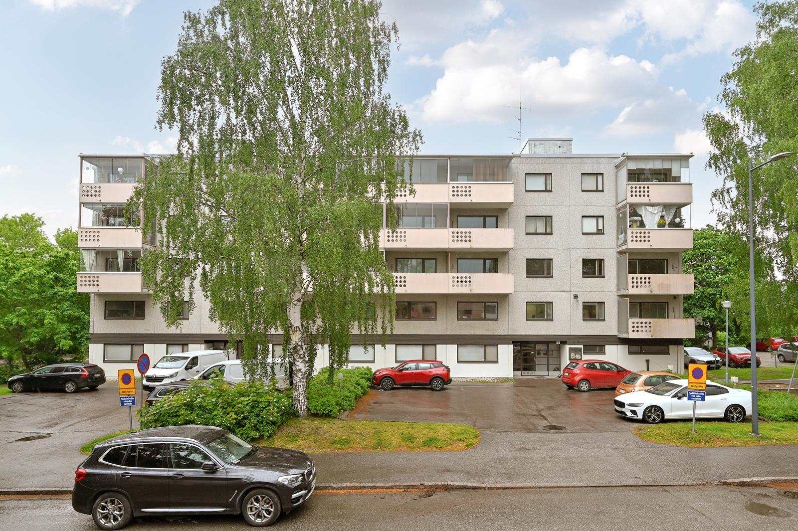Mannilantie 13, Keskusta, Järvenpää