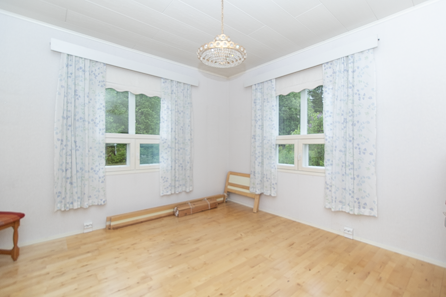 tilava makuuhuone