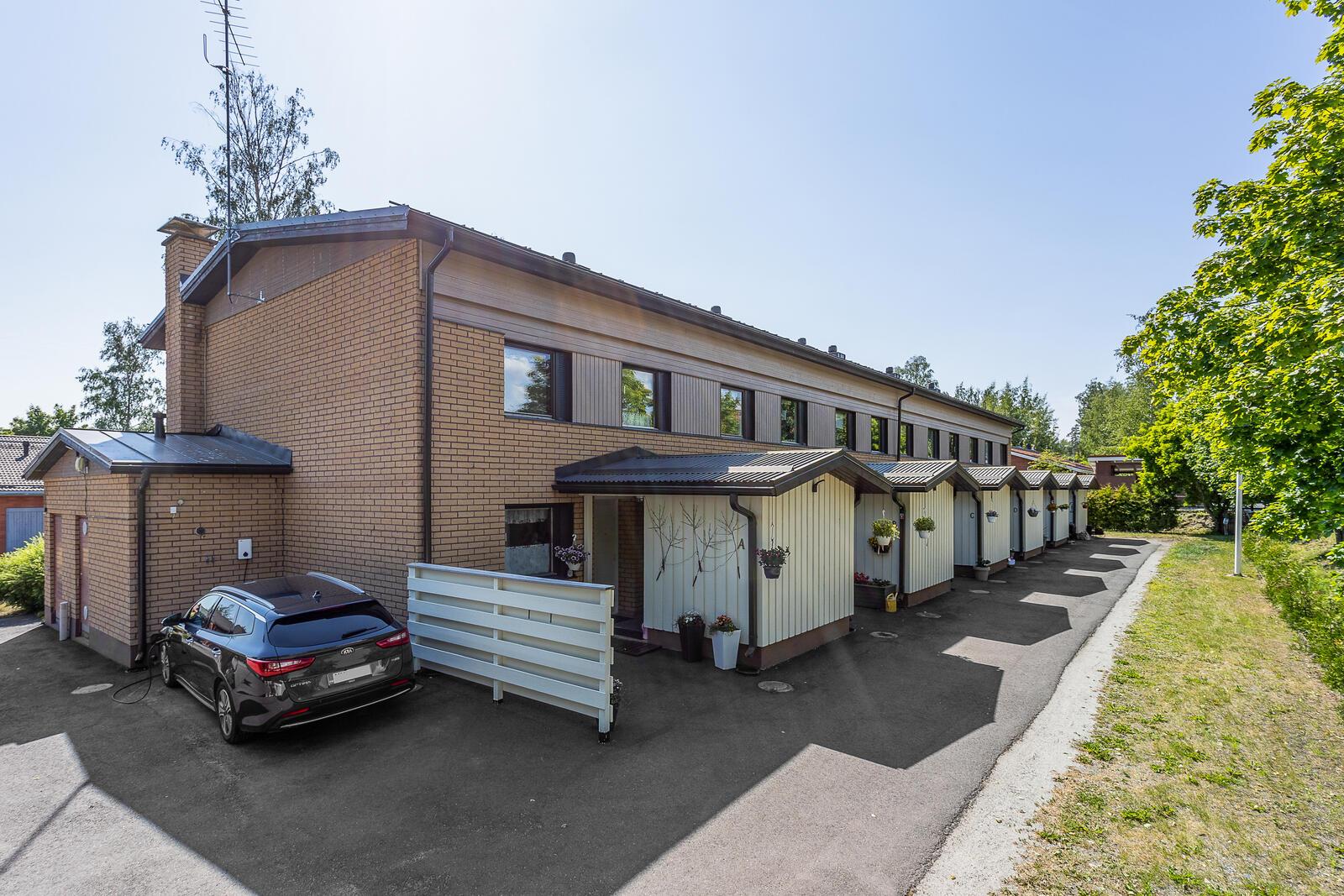 Koivutie 17, Koivukylä, Vantaa