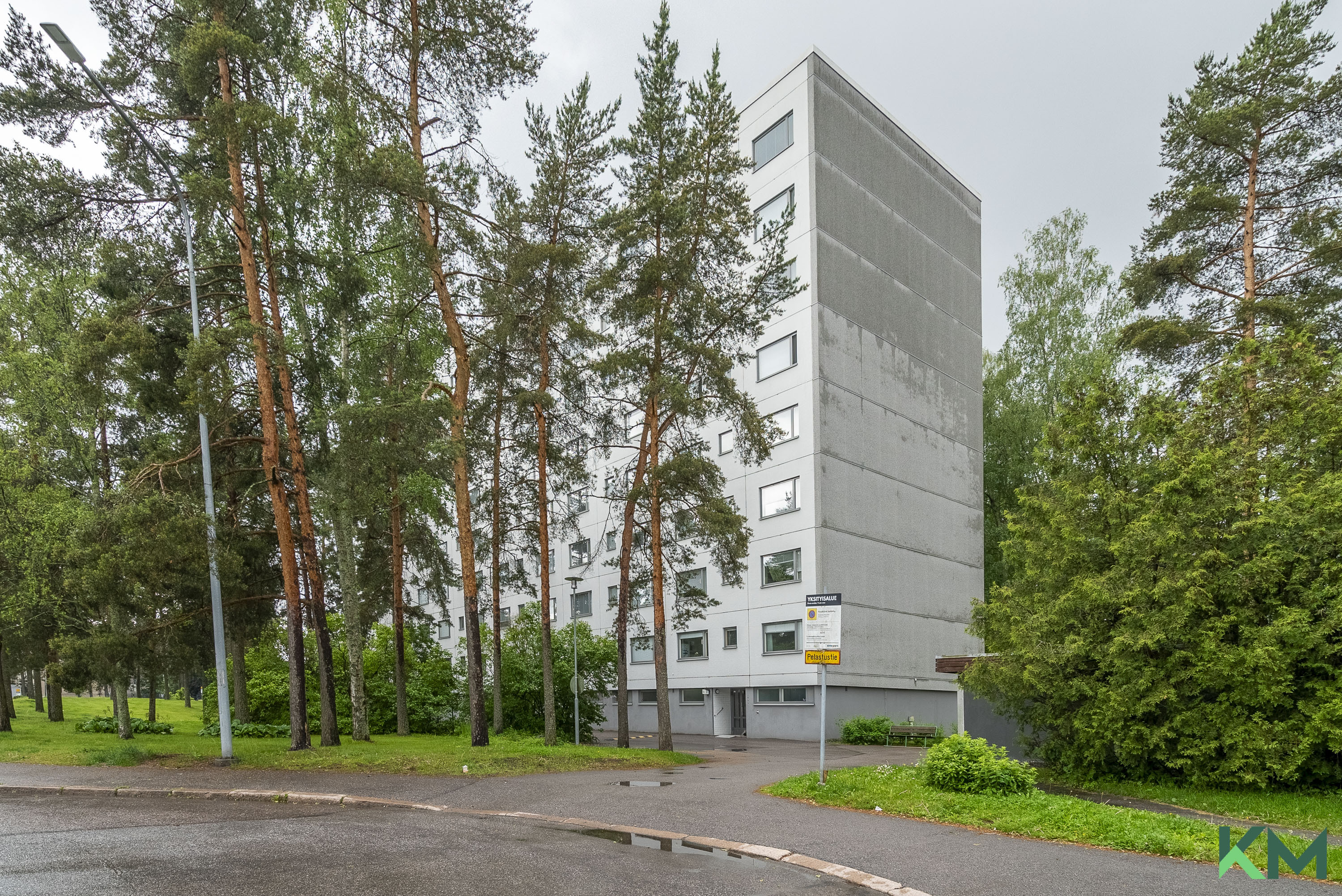 Kaarikuja 4, Kontula, Helsinki
