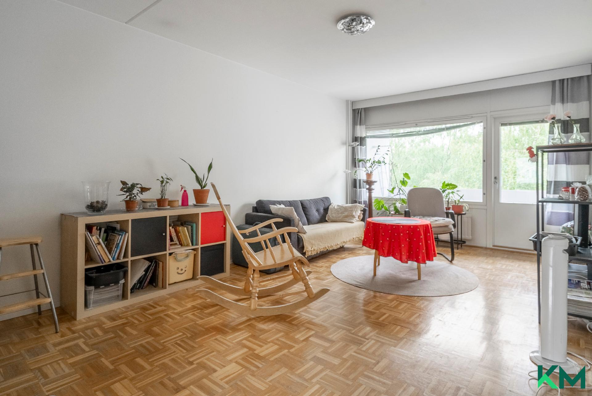 Kaarikuja 4, Kontula, Helsinki