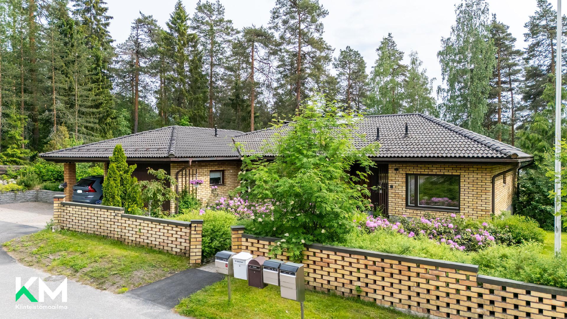 Louhentie 1, Tiilijärvi, Hollola