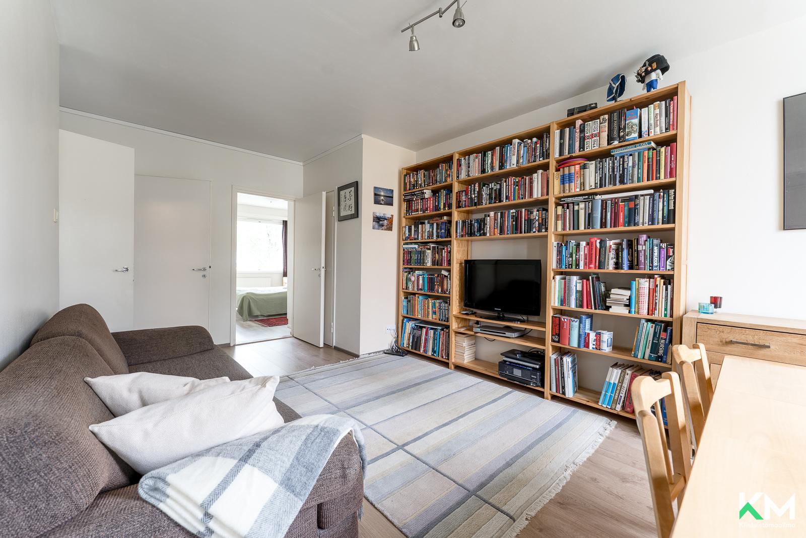 Lumikintie 6, Roihuvuori, Helsinki