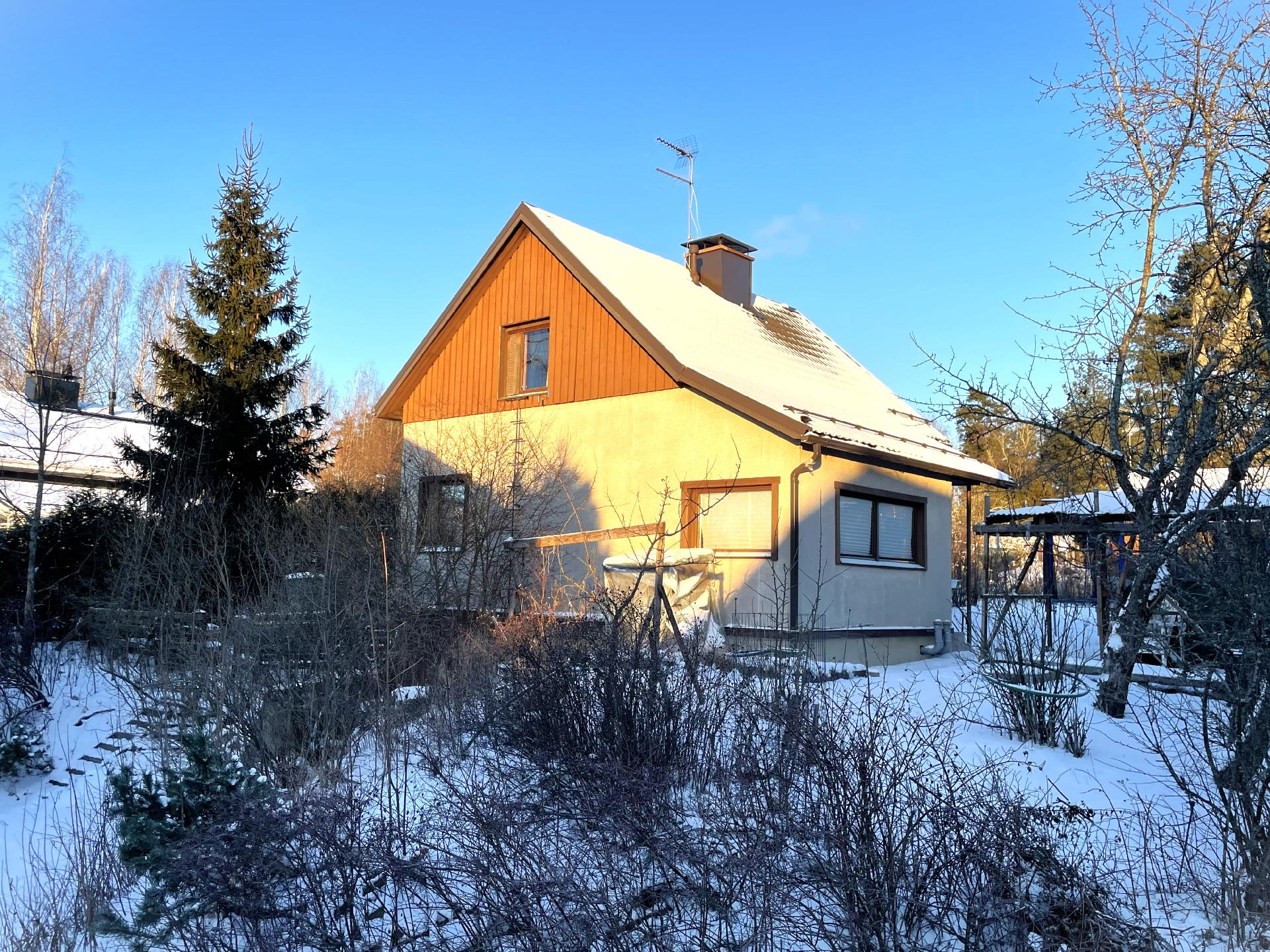 Asterintie 20, Simonkylä, Vantaa