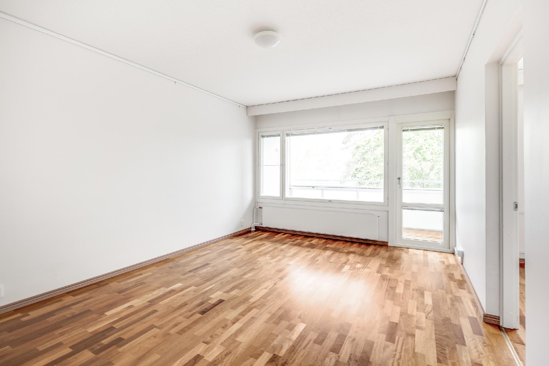 Laajavuorenrinne 5, Martinlaakso, Vantaa