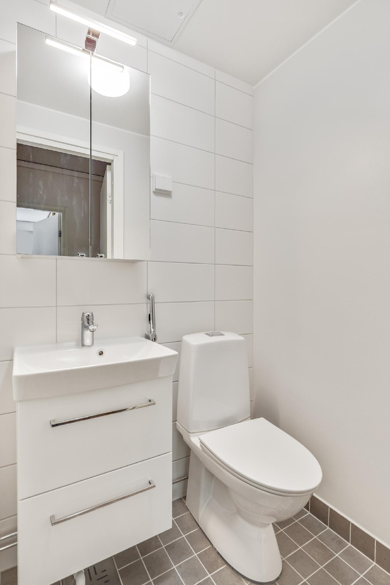 Laajavuorenrinne 5, Martinlaakso, Vantaa