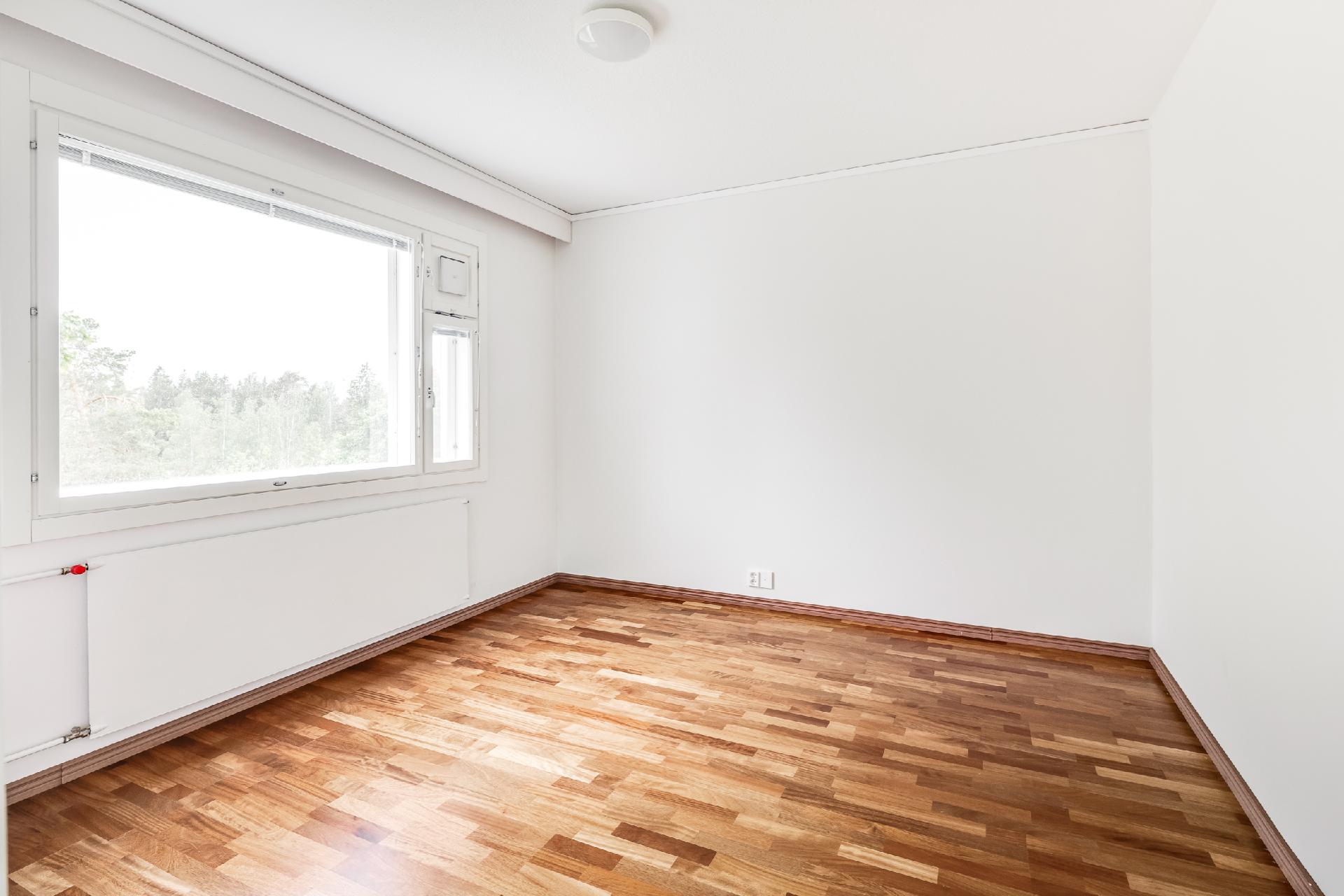 Laajavuorenrinne 5, Martinlaakso, Vantaa