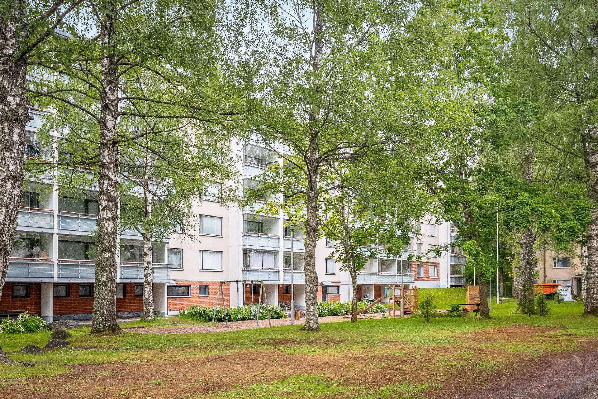 Laajavuorenrinne 5, Martinlaakso, Vantaa