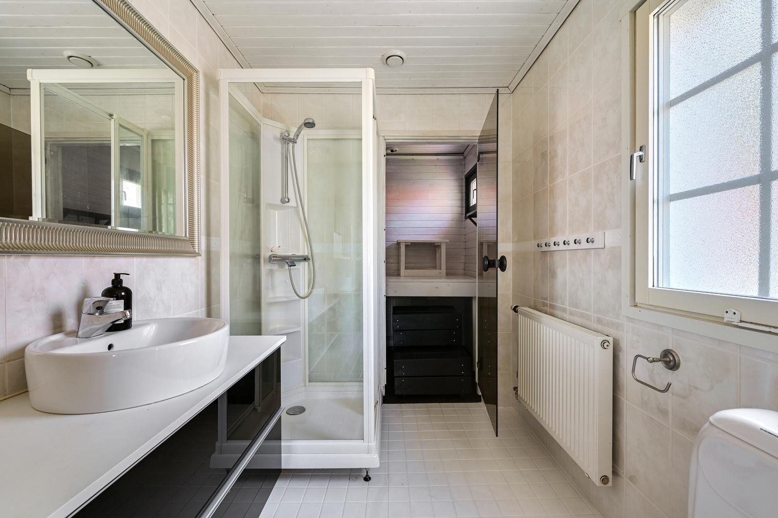 Iltatähdentie 1, Suutarila, Helsinki