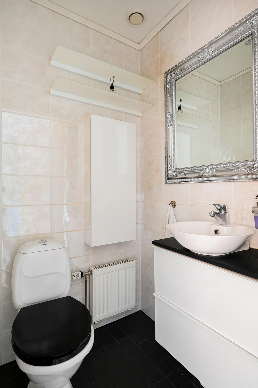 Iltatähdentie 1, Suutarila, Helsinki