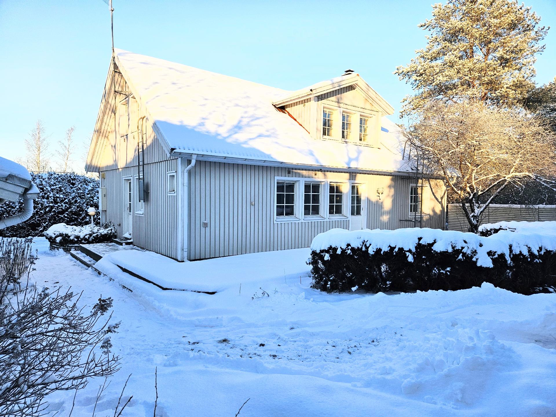 Iltatähdentie 1, Suutarila, Helsinki