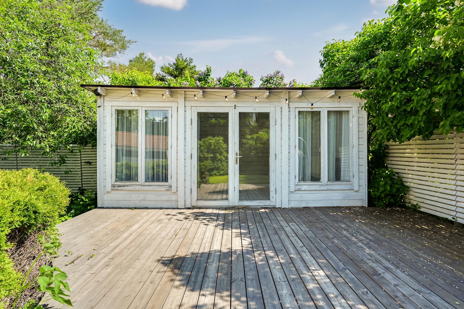 Iltatähdentie 1, Suutarila, Helsinki