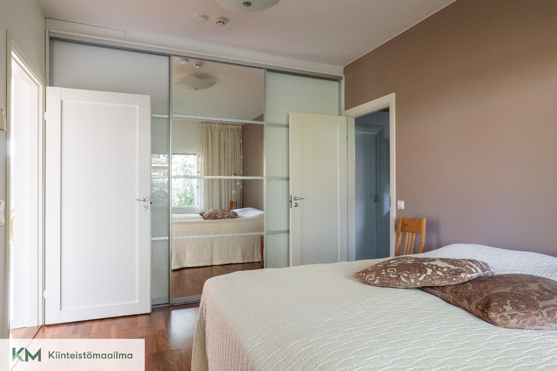 Reinolankatu 25, Karhula, Kotka