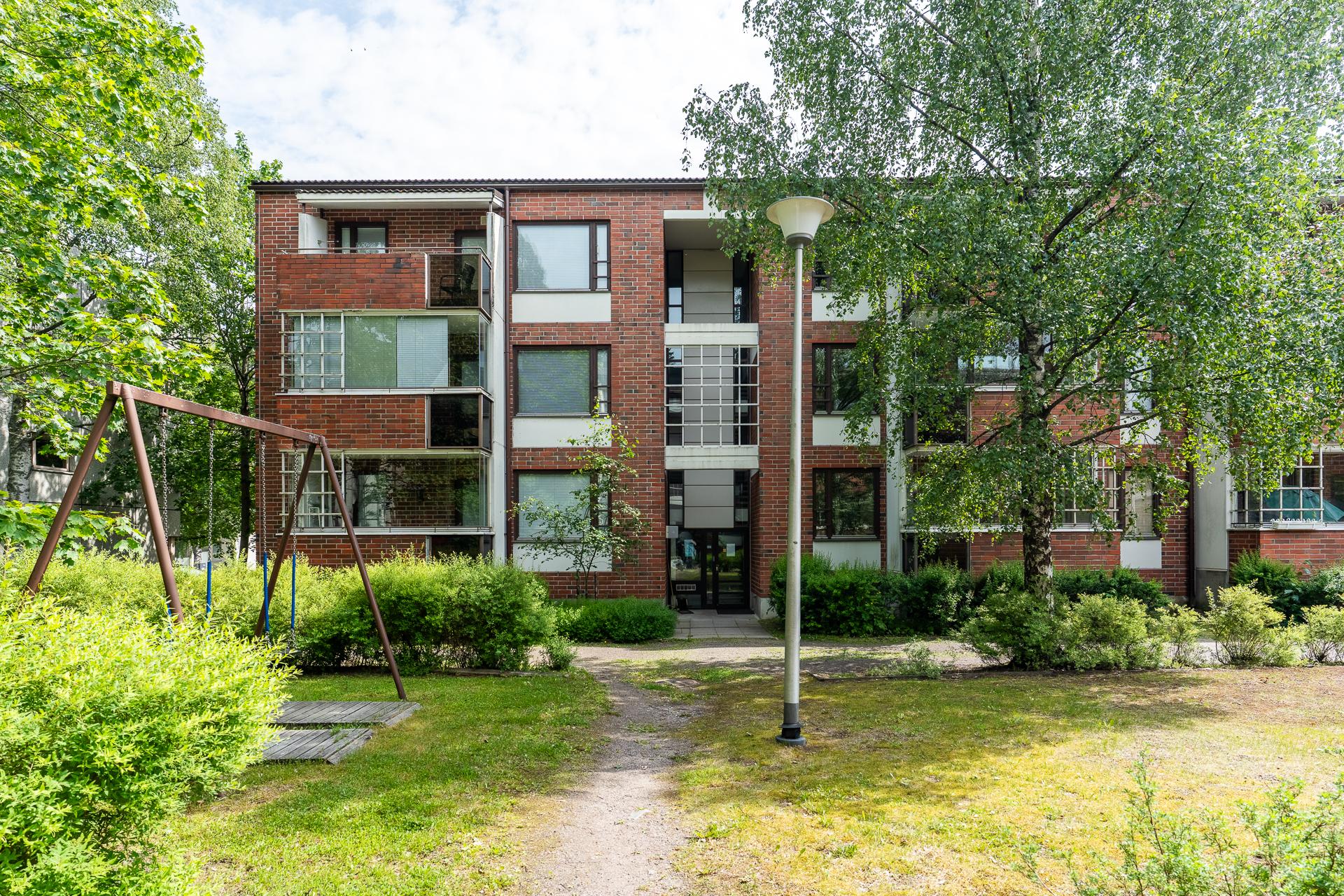 Fallkullantie 3, Tapanila, Helsinki