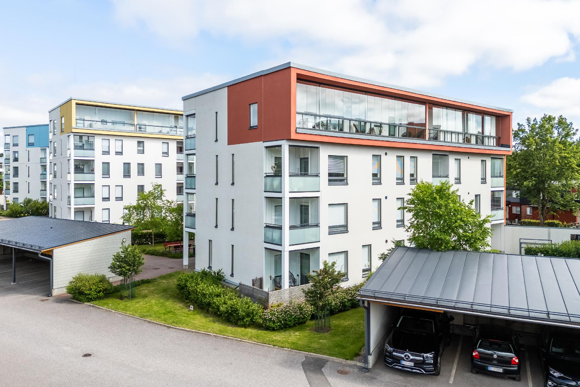 Juustenintie 2, Malminkartano, Helsinki