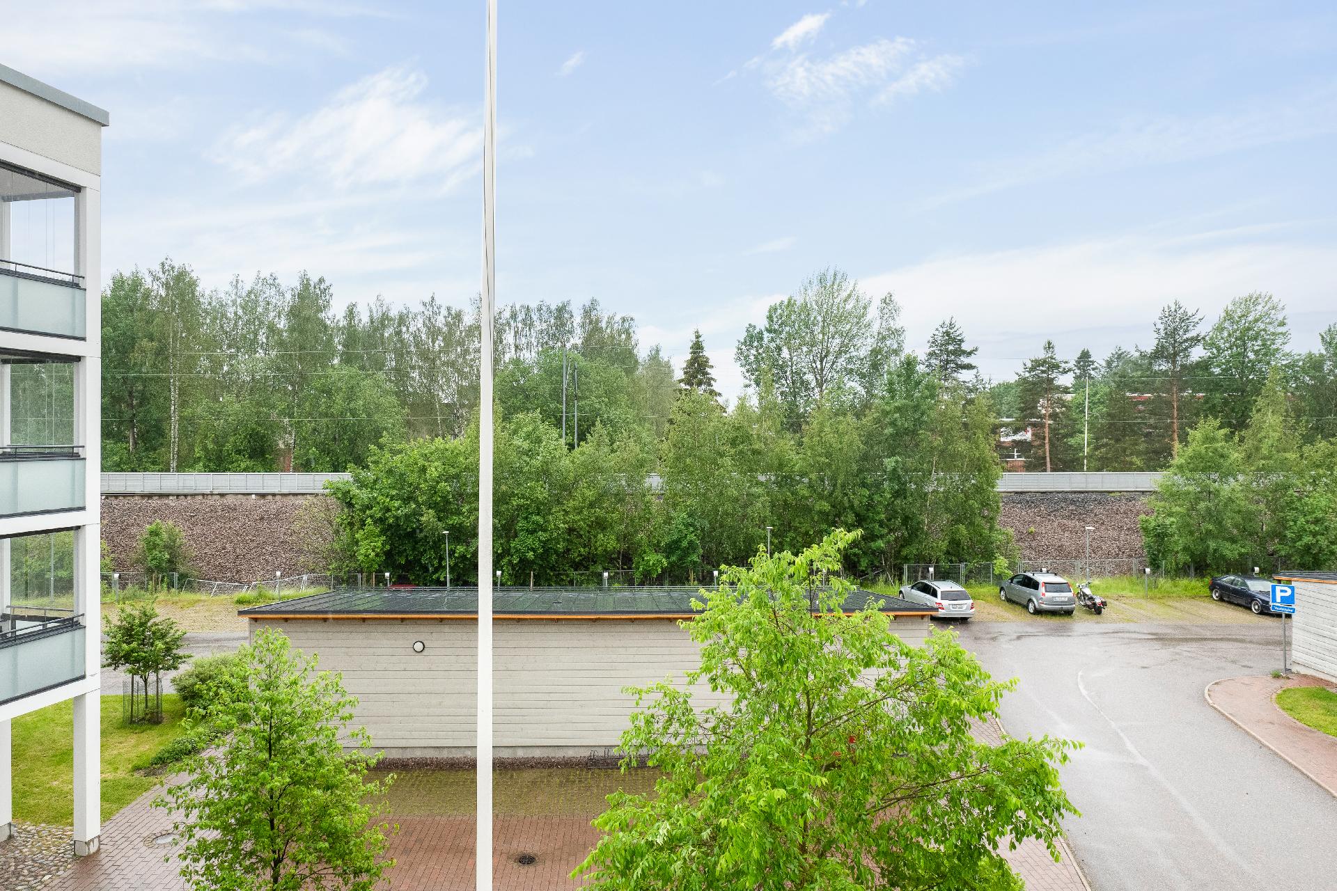 Juustenintie 2, Malminkartano, Helsinki