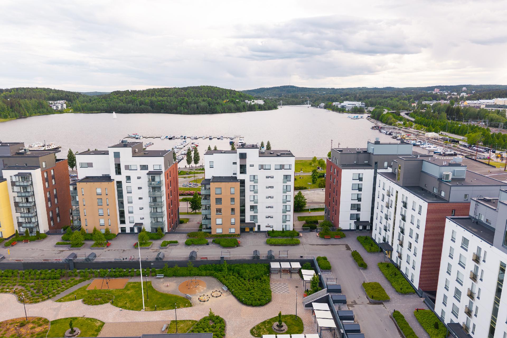 Satamakatu 9, Lutakko, Jyväskylä