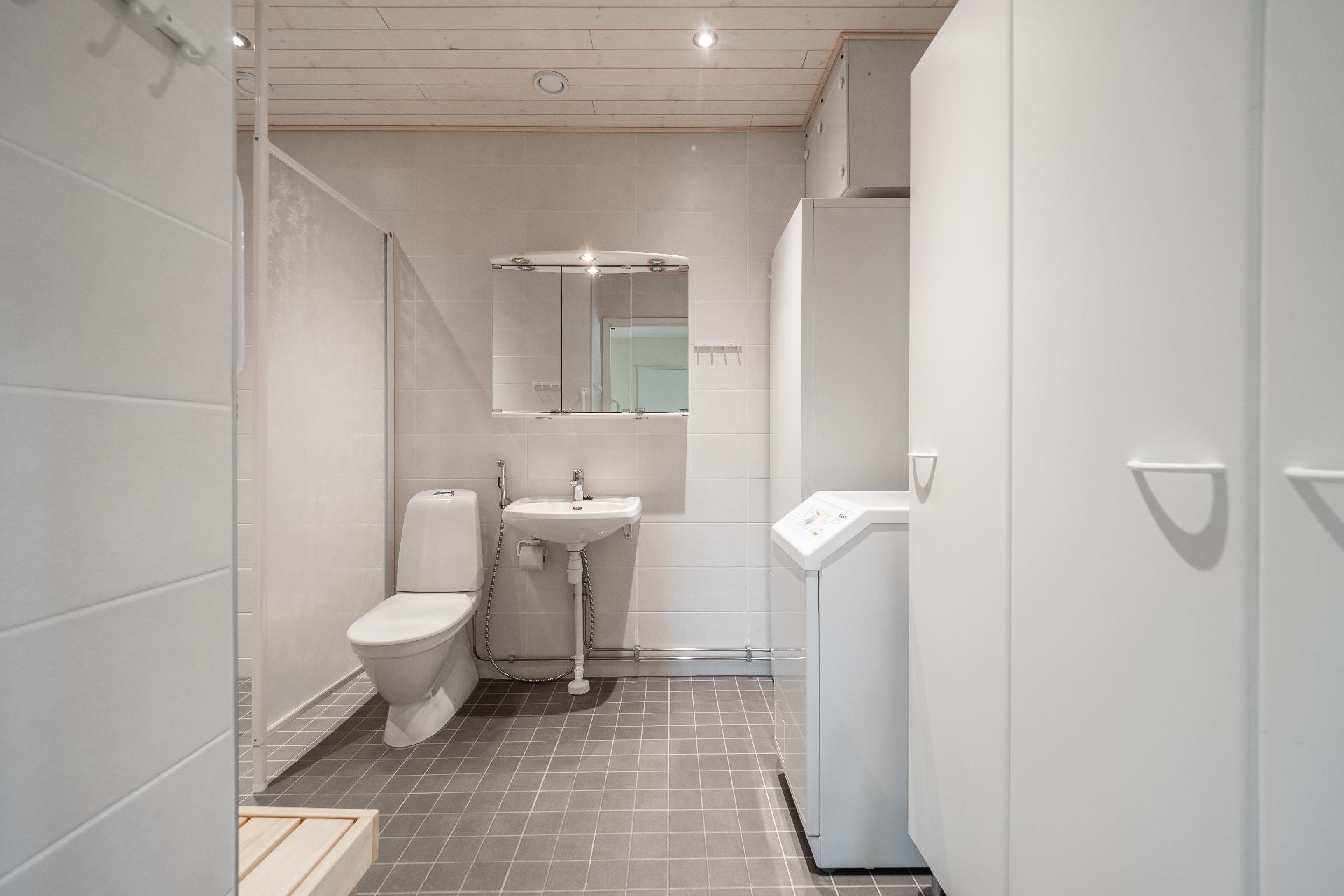 Raparperikuja 2, Oulunsalo, Oulu