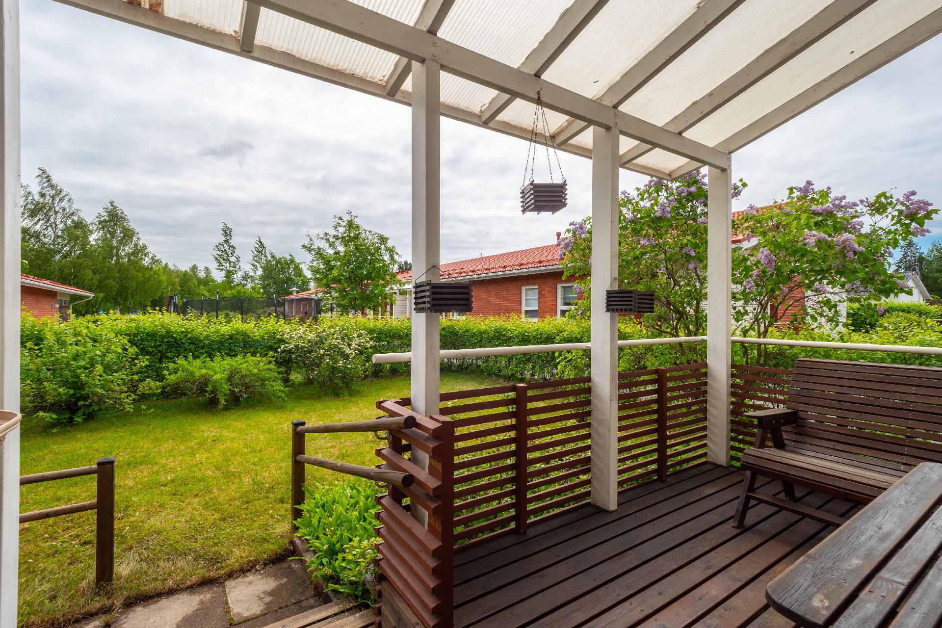 Raparperikuja 2, Oulunsalo, Oulu