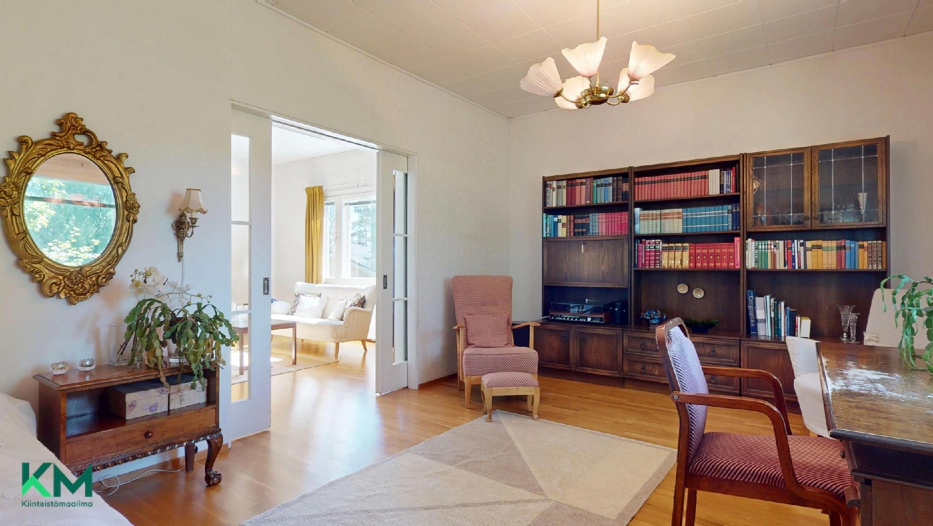 Kuninkaantie 7, Huutoniemi, Vaasa