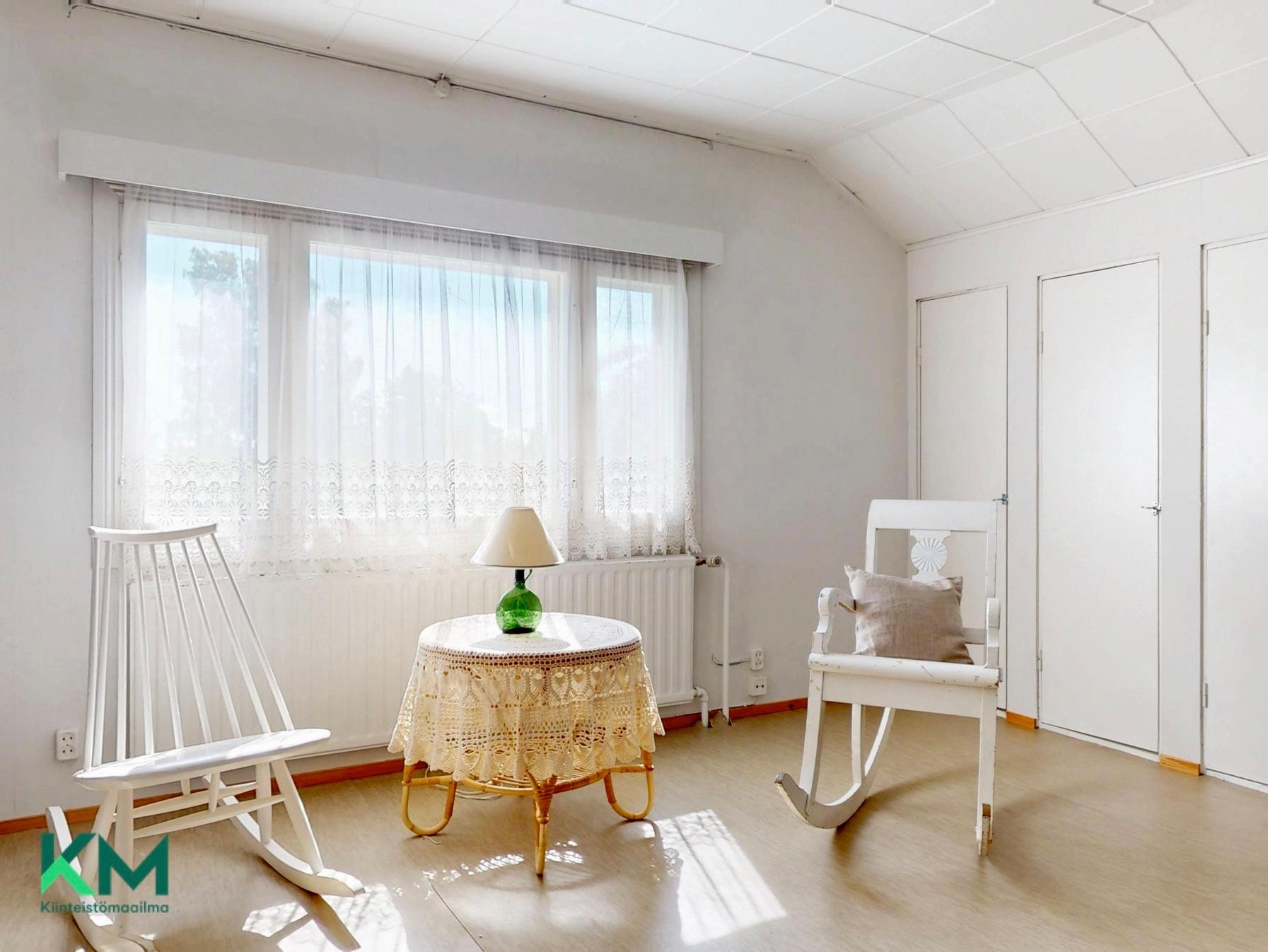 Kuninkaantie 7, Huutoniemi, Vaasa